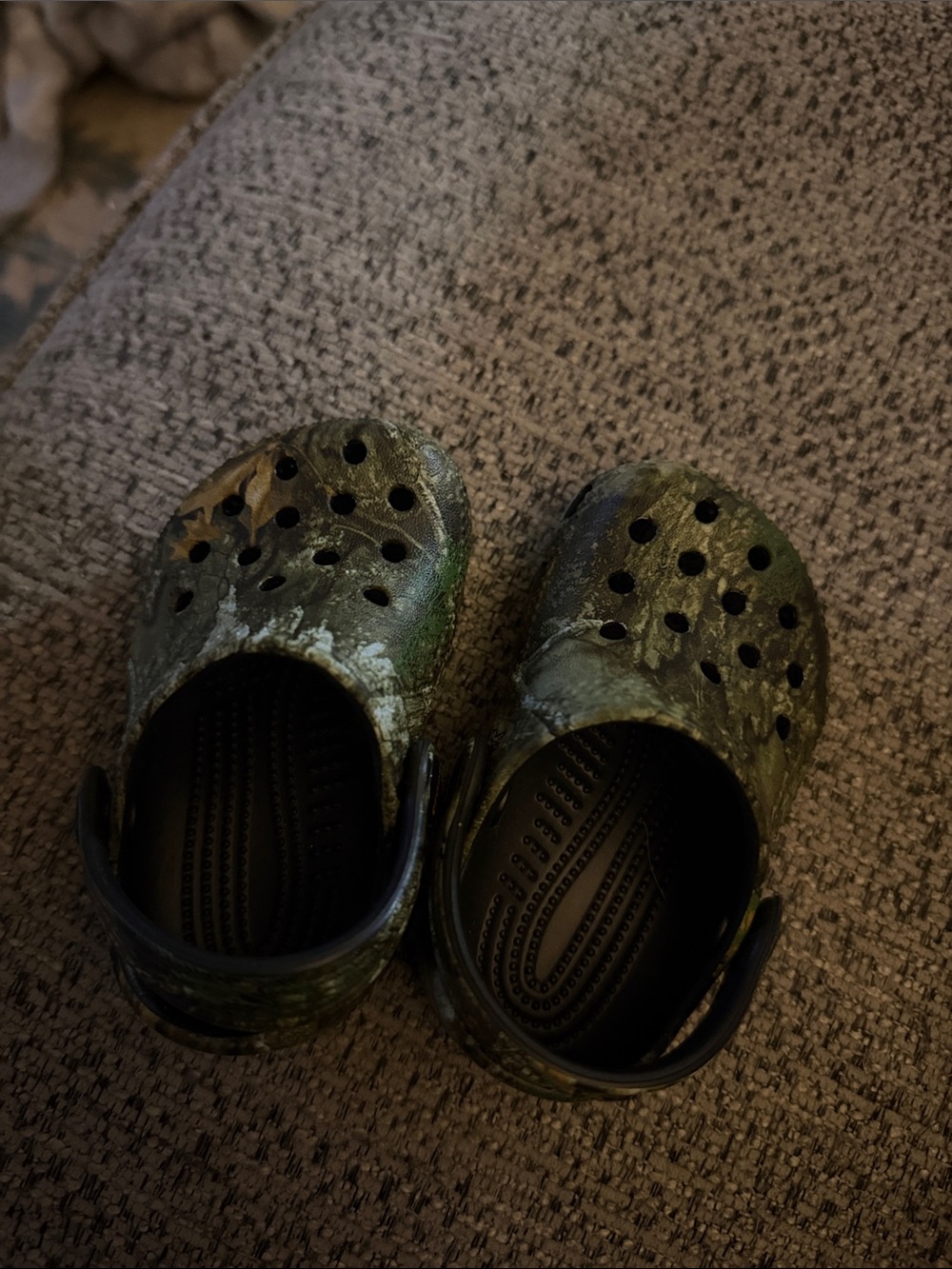 CROCS Kids Camouflage Foam Clogs in Green and Black